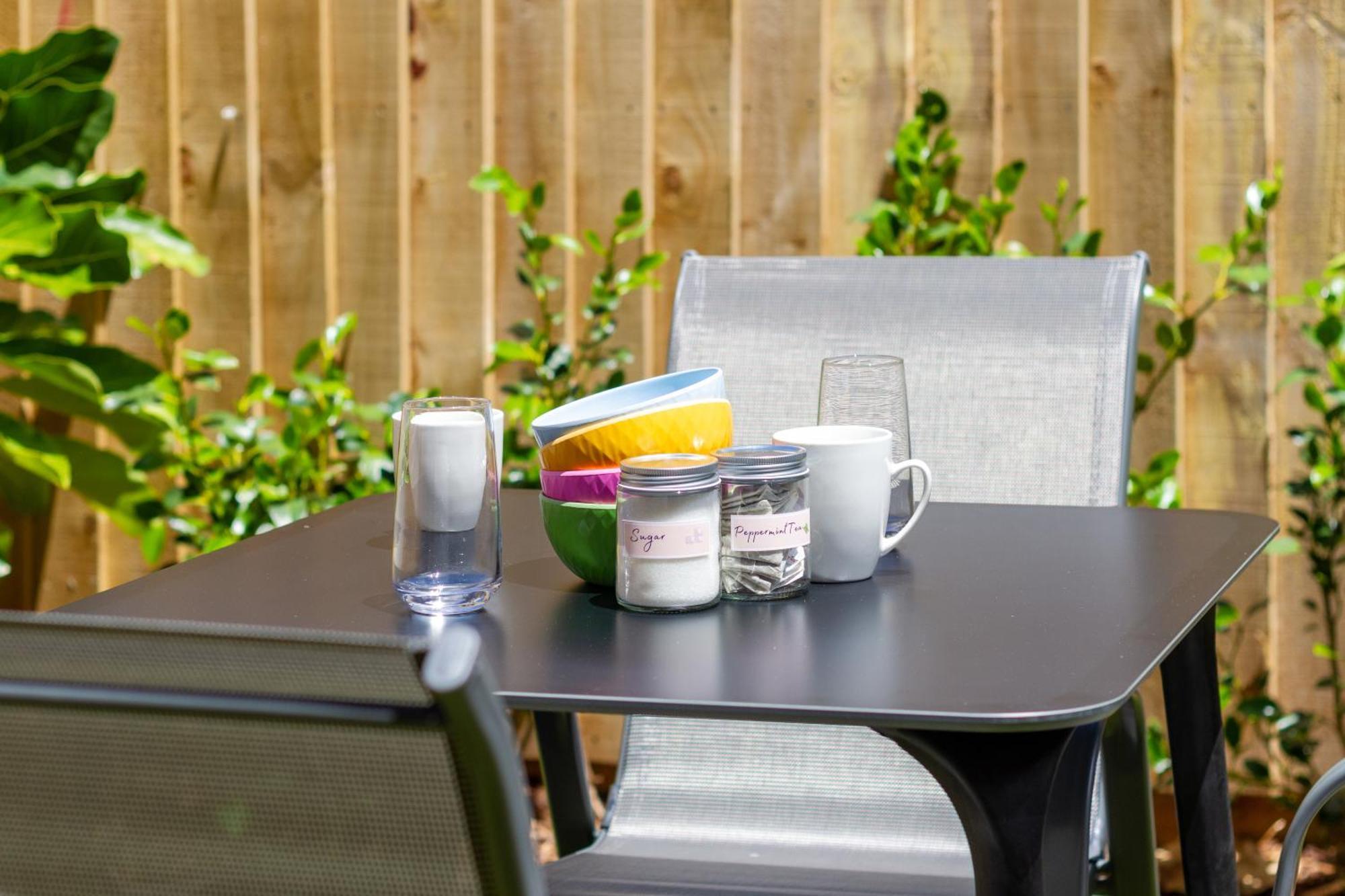 Conveniently Located 2Br Townhouse In West Akl Apartment Auckland Luaran gambar