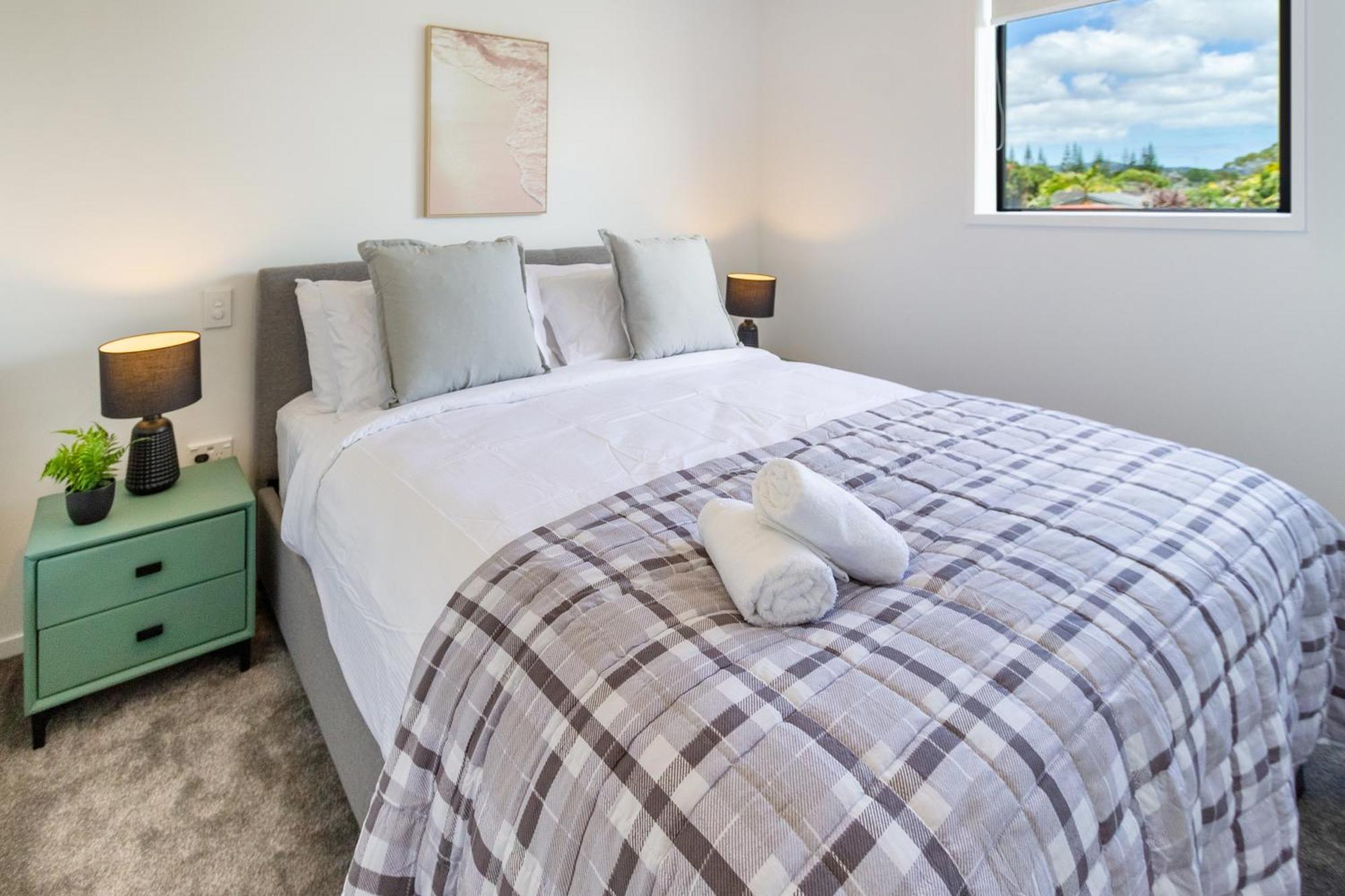 Conveniently Located 2Br Townhouse In West Akl Apartment Auckland Luaran gambar