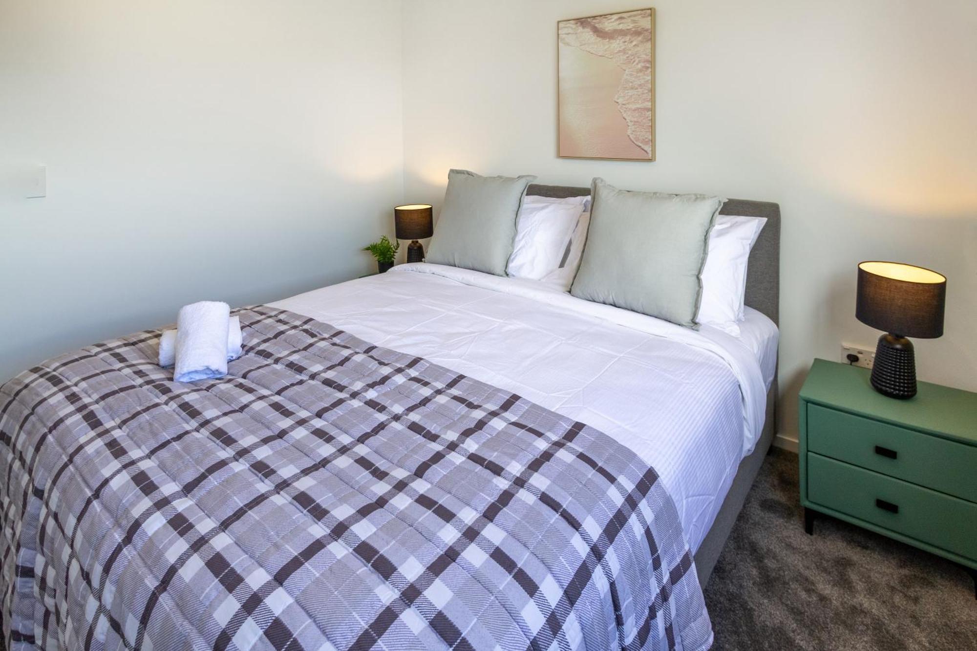 Conveniently Located 2Br Townhouse In West Akl Apartment Auckland Luaran gambar